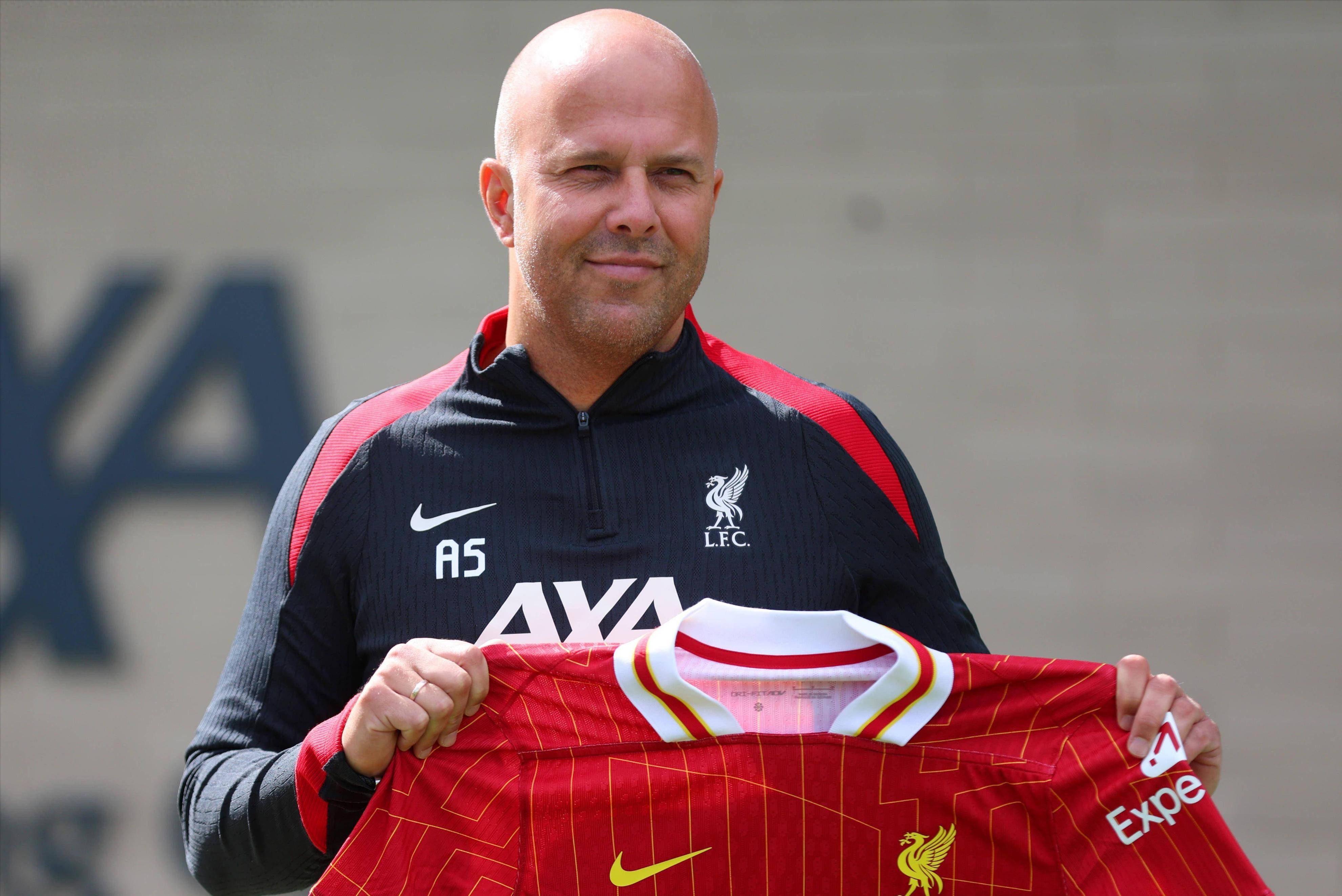 九游官网首页-关键时刻足总杯传出新动向；马德里竞技回应争议；管理层表态——压力陡增；轮换策略成焦点的简单介绍