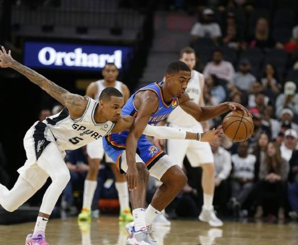 九游网页官网-关于圣安东尼奥马刺窗口期扳平良机，志在NBA常规赛名次提升，底气十足，资深球员宣示担当的信息