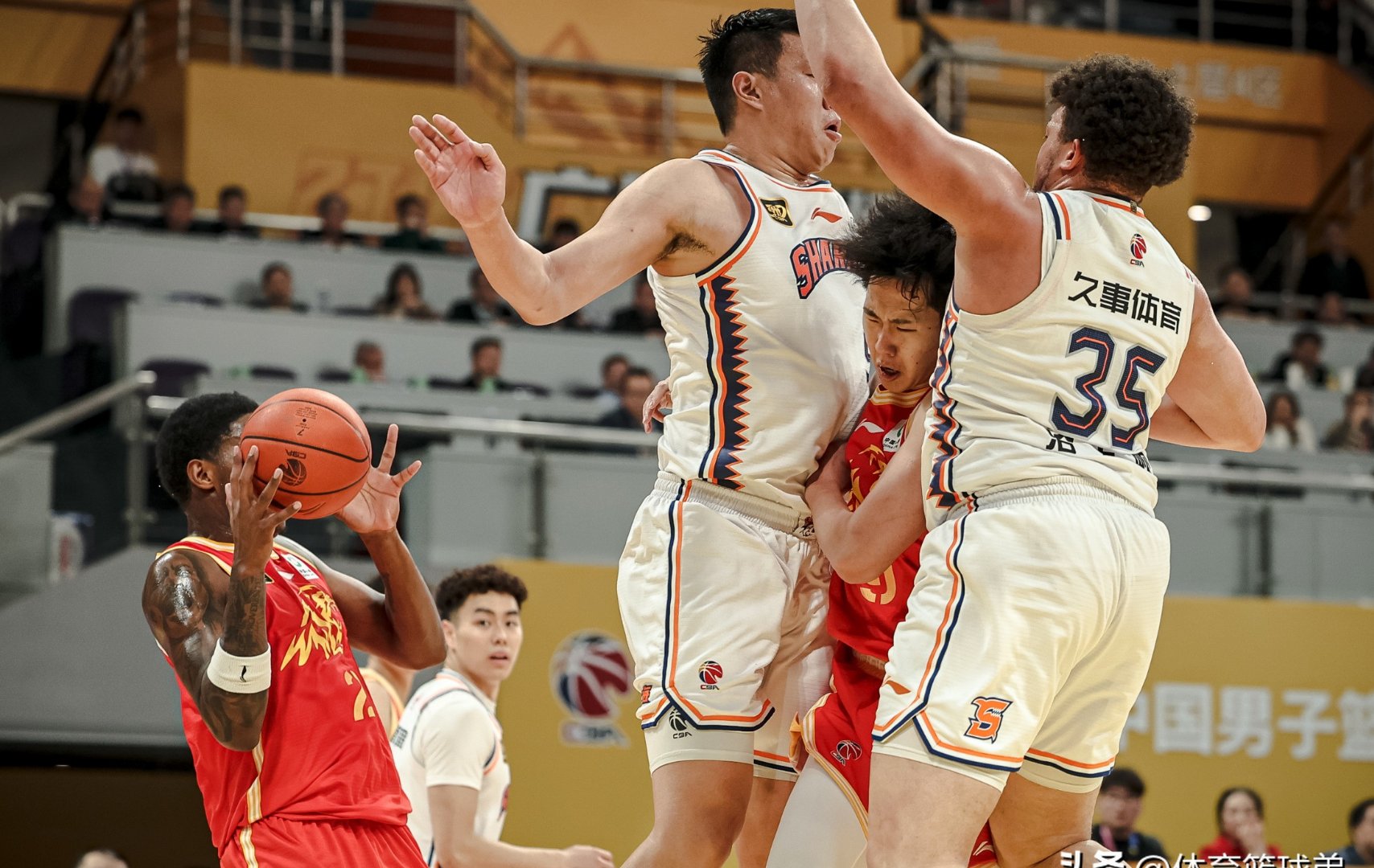 九游网页版入口-关键时刻迈阿密热火备战CBA常规赛，门线救险细节曝光，震撼外界，医务组通报恢复的简单介绍